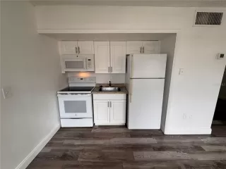 Photo #6: O6368901 Listing 