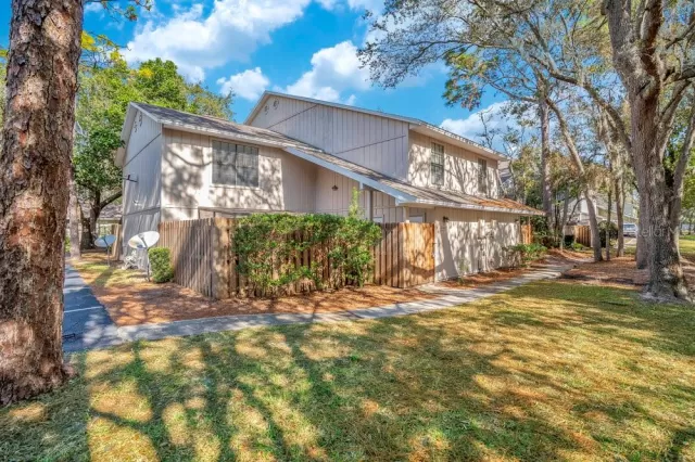 MLS: O6368962 Condo For Sale