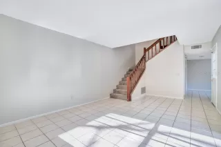 Photo #4: O6368962 Listing 