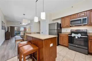 Photo #2: O6369151 Listing