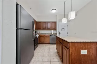 Photo #4: O6369151 Listing