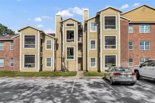 Photo #1: O6369180 Listing