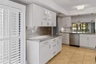 Photo #6: O6369325 Listing 