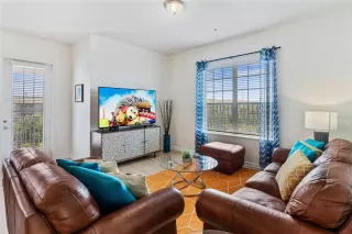 Photo #4: O6369585 Listing 