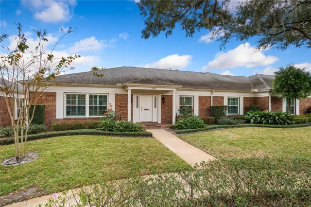 MLS: O6369792 Condo For Sale