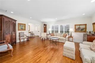 Photo #6: O6369792 Listing 