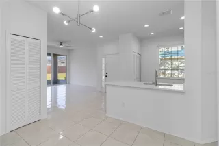 Photo #6: O6369831 Listing 