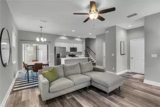 Photo #1: O6369845 Listing 