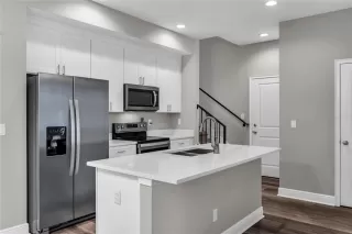 Photo #4: O6369845 Listing 