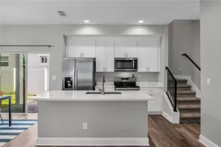 Photo #5: O6369845 Listing 