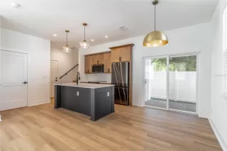 Photo #3: O6369934 Listing 