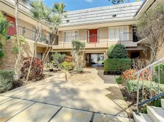 Photo #2: O6369943 Listing 