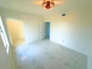 Photo #3: O6370103 Listing