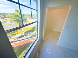 Photo #4: O6370103 Listing