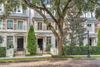 Photo #1: O6370317 Listing