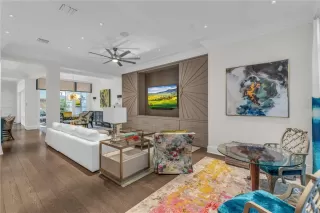 Photo #3: O6370317 Listing