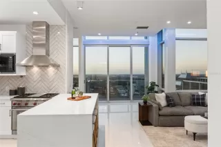 Photo #2: O6370547 Listing