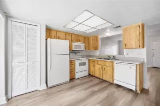 Photo #6: O6370557 Listing