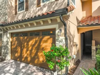 Photo #1: O6370691 Listing