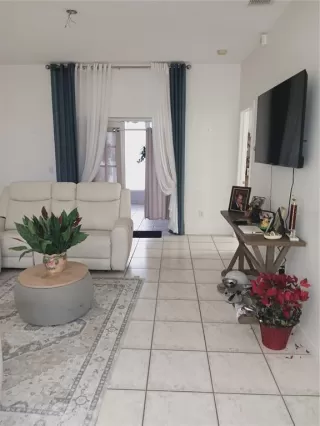 Photo #2: O6370706 Listing 