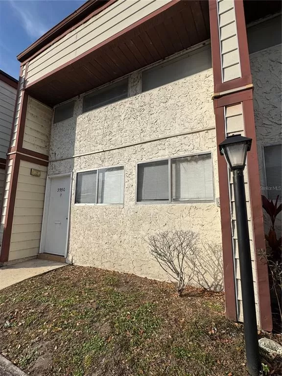 MLS: O6370800 Condo For Sale