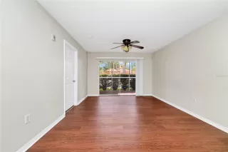 Photo #5: O6370819 Listing