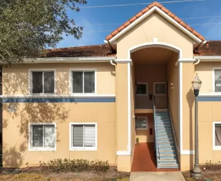 Photo #3: O6370827 Listing