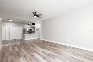 Photo #6: O6370860 Listing 