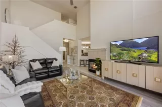 Photo #6: O6370926 Listing