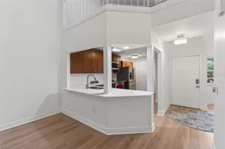 Photo #6: O6370951 Listing