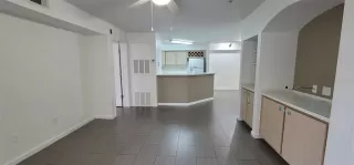 Photo #1: O6371072 Listing