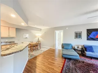 Photo #6: O6371086 Listing