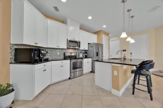 Photo #4: O6371153 Listing