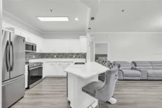 Photo #2: O6371159 Listing