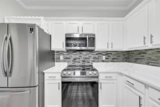 Photo #3: O6371159 Listing