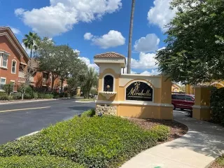 Photo #1: O6371230 Listing