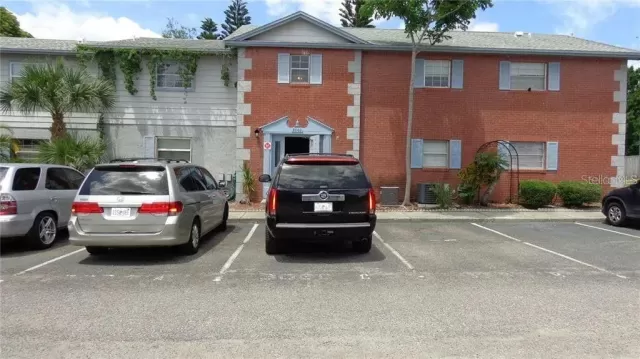 MLS: O6371260 Condo For Sale