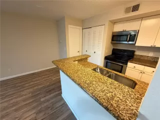 Photo #5: O6371266 Listing 