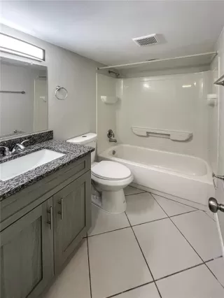 Photo #6: O6371430 Listing 