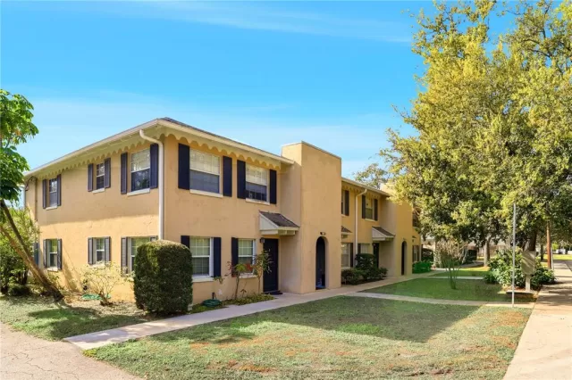 MLS: O6371731 Condo For Sale