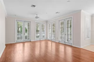 Photo #6: O6371760 Listing 