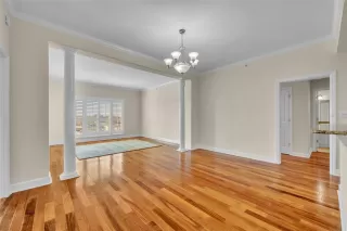 Photo #3: O6372031 Listing