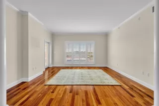 Photo #6: O6372031 Listing