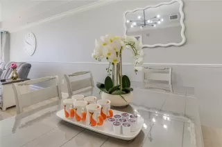 Photo #3: O6372045 Listing