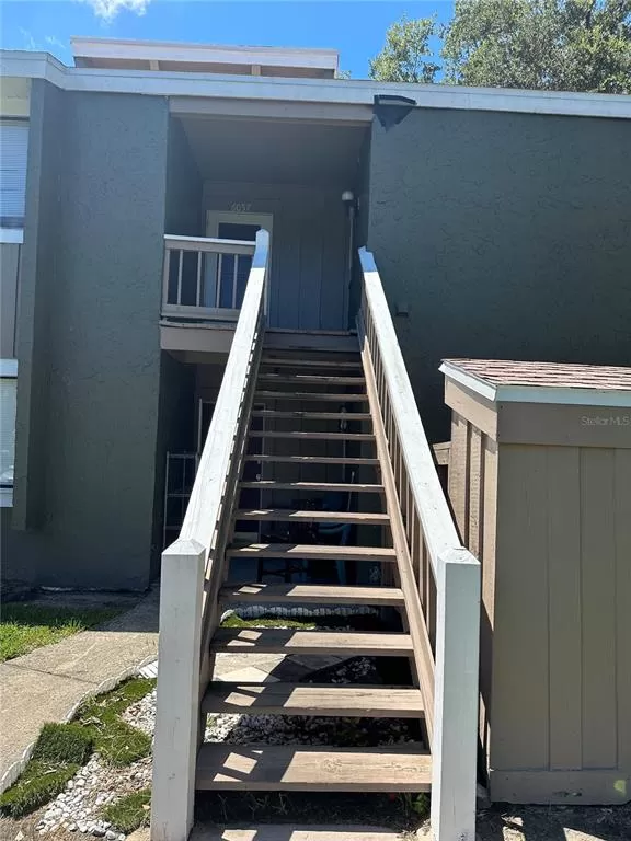 MLS: O6372203 Condo For Sale