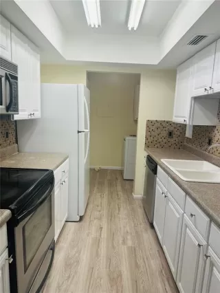 Photo #3: O6372203 Listing 