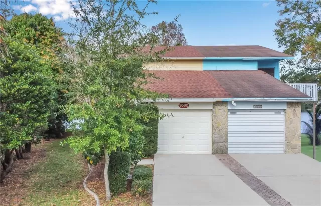 MLS: O6372230 Condo For Sale