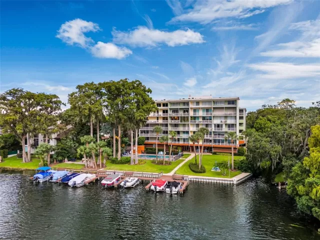 MLS: O6372265 Condo For Sale