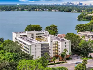 Photo #2: O6372265 Listing 