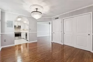 Photo #5: O6372265 Listing 